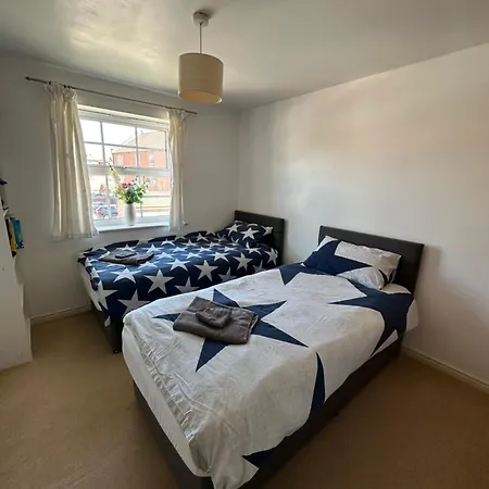 Apartment Gorgeous + Attentive Host + Free Parking *
