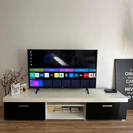 Gorgeous + Attentive Host + Free Parking 요크